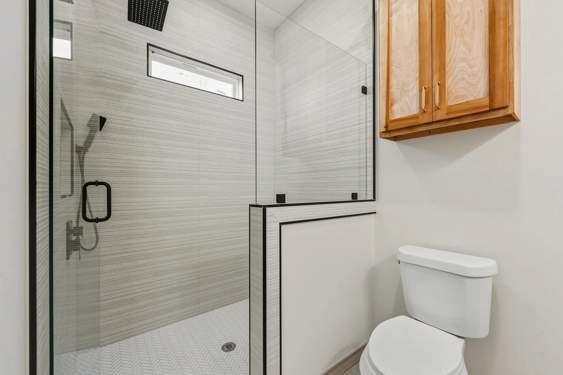 Modern Farmhouse — photo 13 of 30
