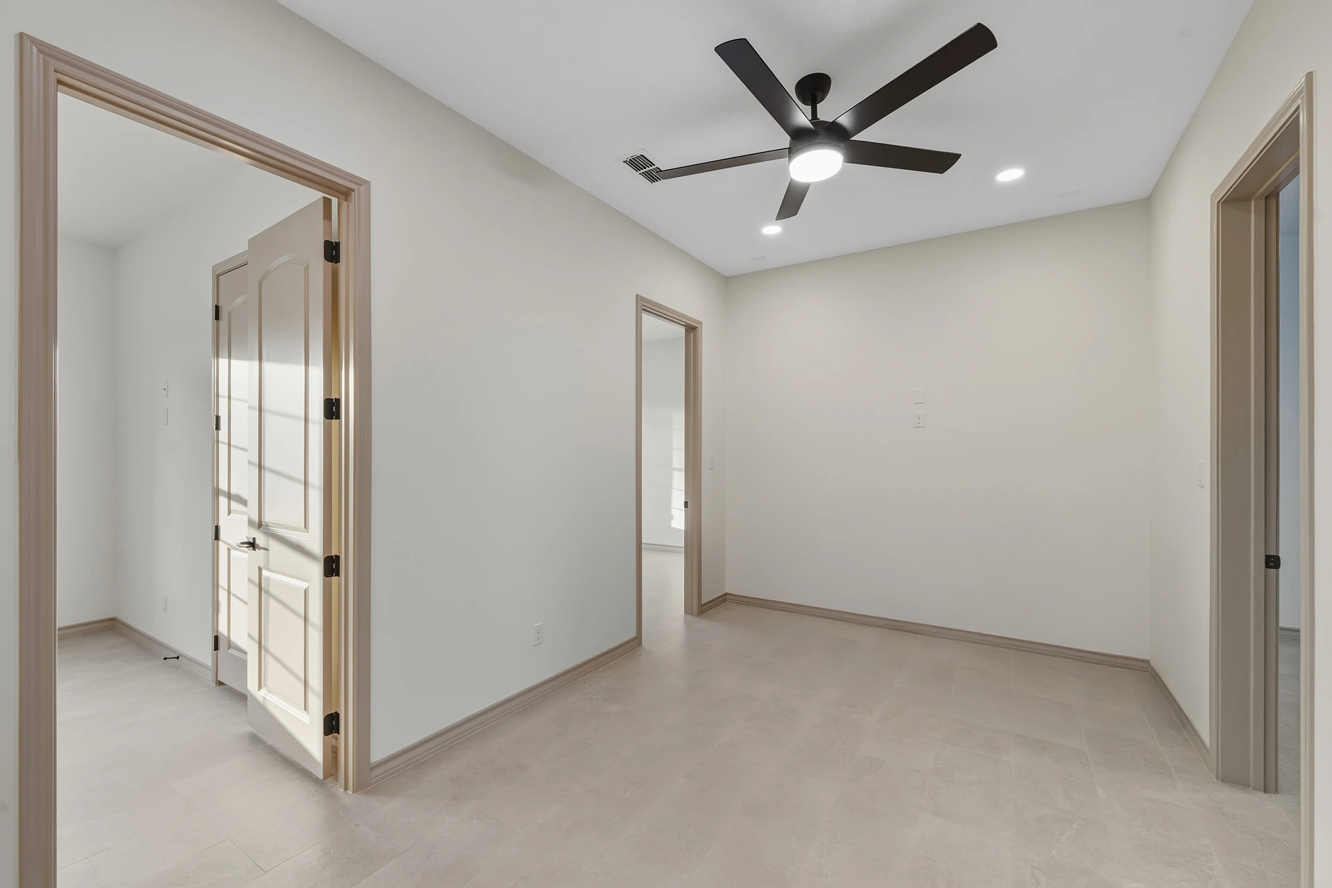Modern Farmhouse — photo 17 of 30