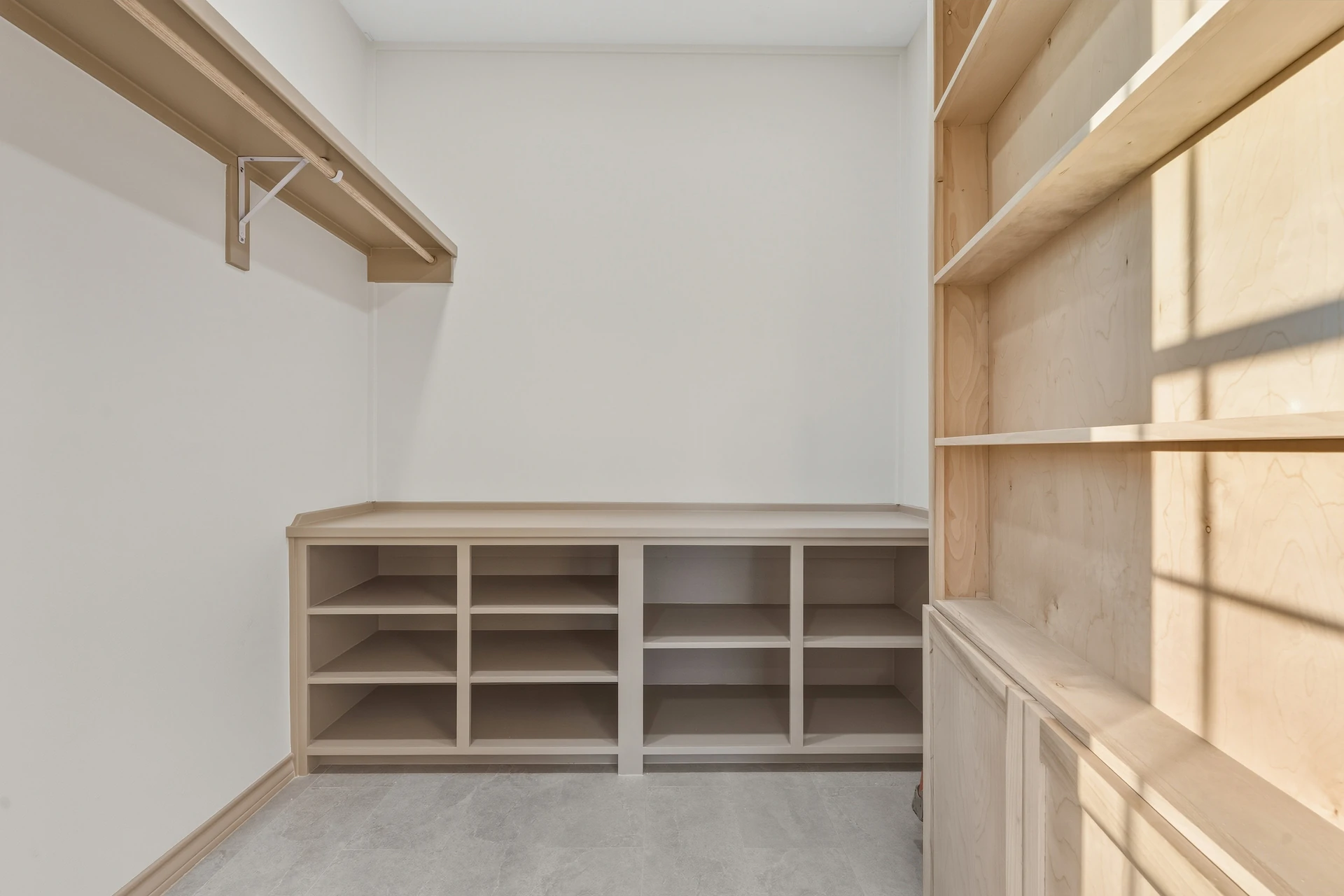 Modern Farmhouse — photo 23 of 30