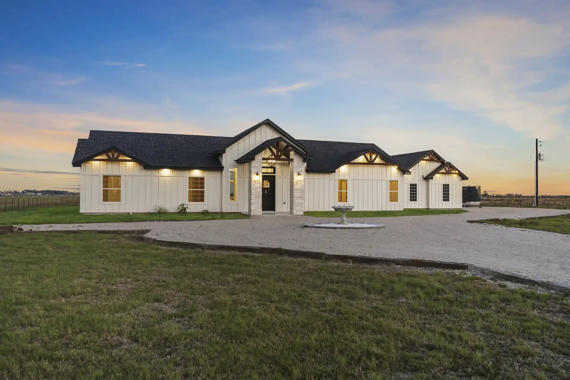 Modern Farmhouse — photo 28 of 30